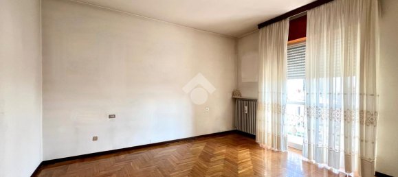 Apartamento de 4 habitaciónes en Sotto il Monte Giovanni XXIII, Italy No. 16419 21