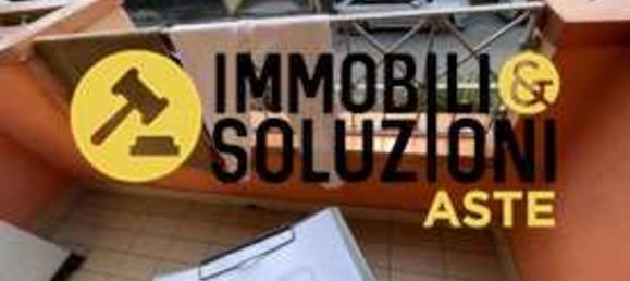 3-salle Appartement à Osio Sopra, Italy No. 185066 6