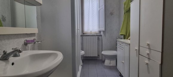 Квартира с 3 спальнями в Лоро Пичено, Италия № 338069 14