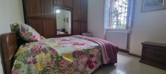 Квартира с 3 спальнями в Лоро Пичено, Италия № 338069 13