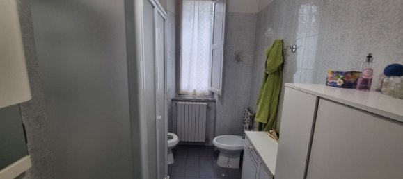 Квартира с 3 спальнями в Лоро Пичено, Италия № 338069 17