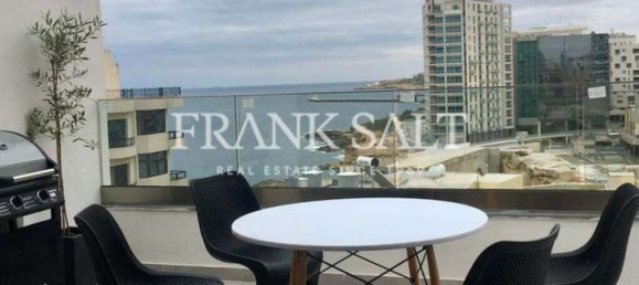 2 bedrooms Penthouse in Sliema, Malta No. 6822 2