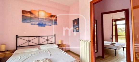 Дом с 5 комнатами в Ардеа, Италия № 197616 17