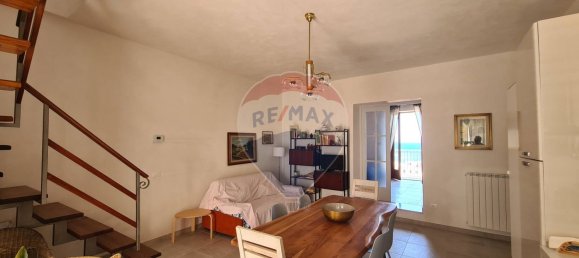 Квартира с 3 комнатами в Вьесте, Италия № 108921 8