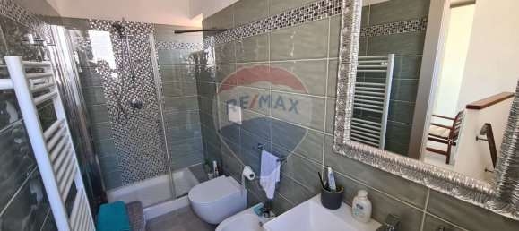 Квартира с 3 комнатами в Вьесте, Италия № 108921 29