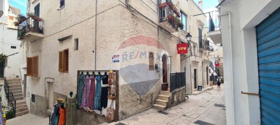 Квартира с 3 комнатами в Вьесте, Италия № 108921 30