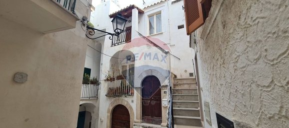 Квартира с 3 комнатами в Вьесте, Италия № 108921 32