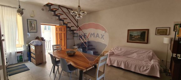 Квартира с 3 комнатами в Вьесте, Италия № 108921 7