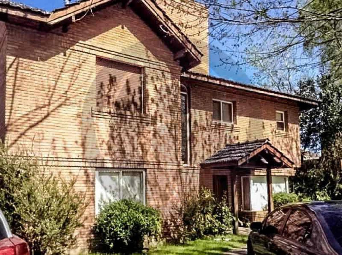 3 bedrooms House in Pilar, Argentina No. 92335