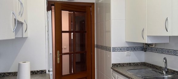 Apartamento de 3 dormitorios en Vitoria-Gasteiz, Spain No. 162278 4
