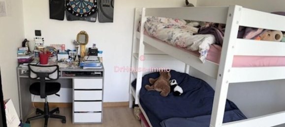 2 bedrooms Apartment in Pontault-Combault, France No. 183106 3