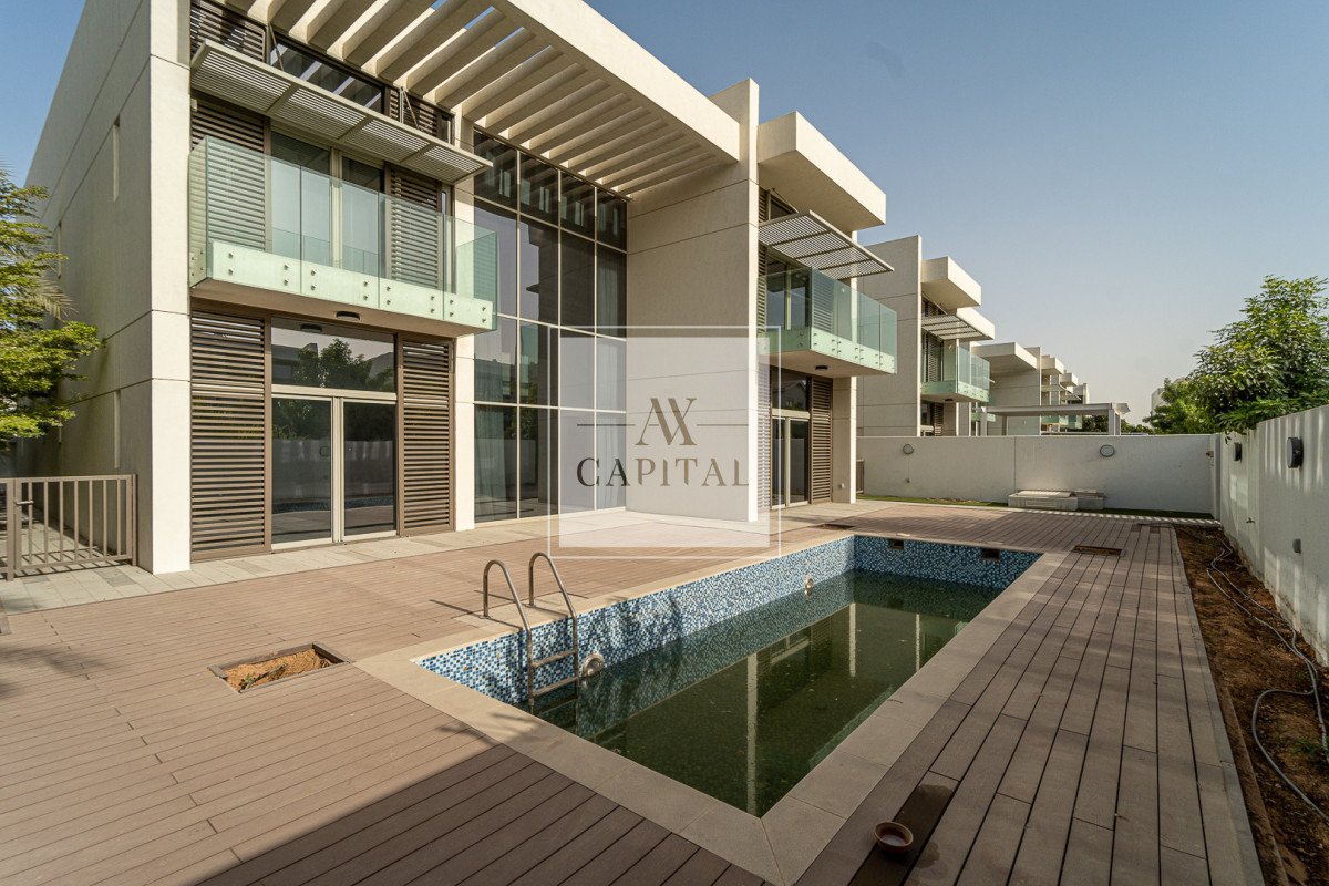 Villa T4 em Mohammed Bin Rashid City, UAE N.º 50974