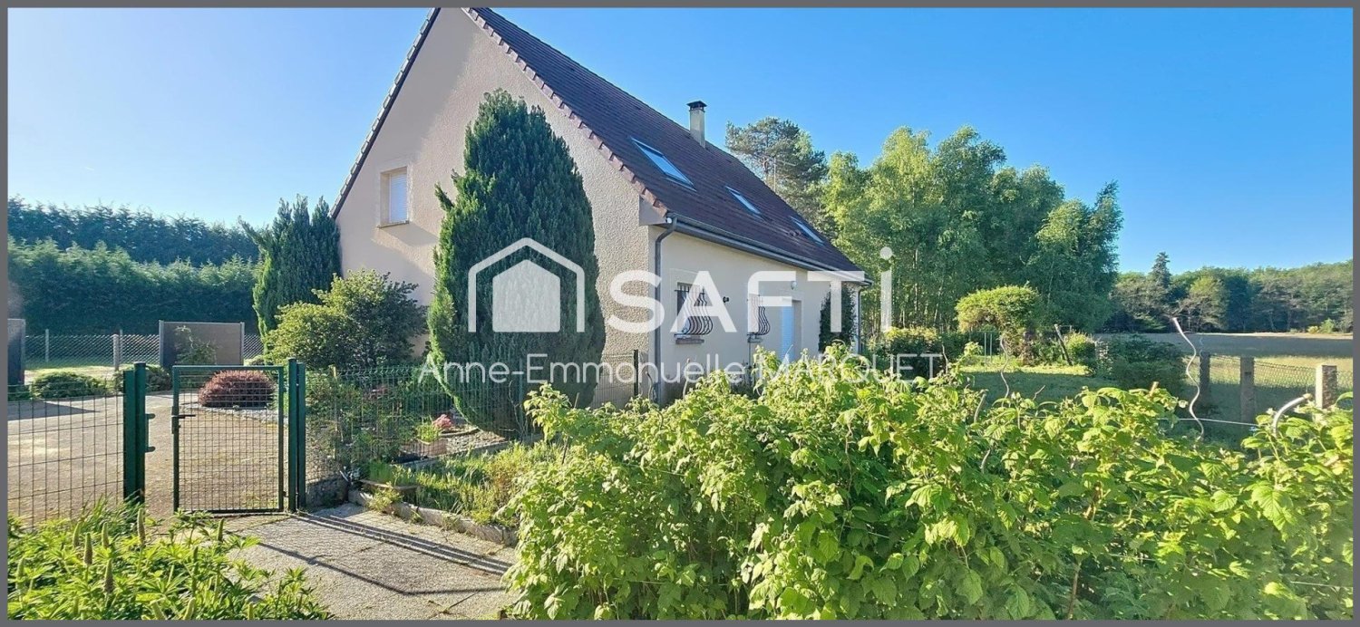 4 chambres Châteaux à Chilleurs-aux-Bois, France No. 158562