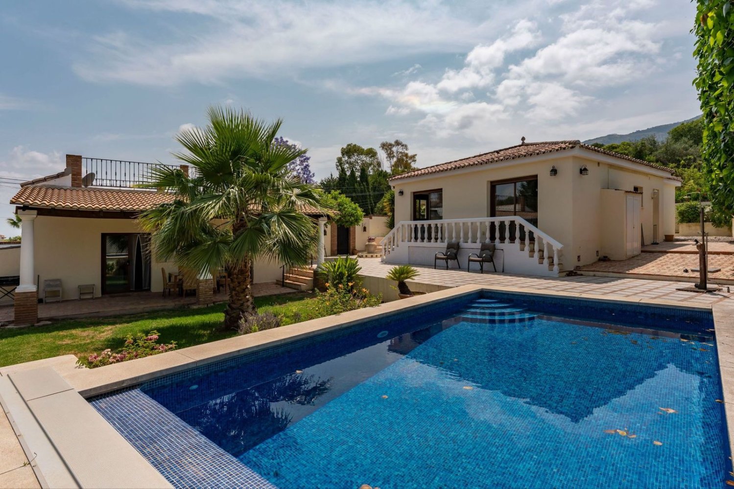 Villa de 3 dormitorios en Alhaurín el Grande, Spain No. 135303