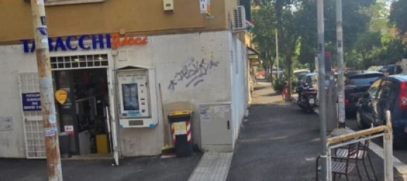 25m² Commercial property in Rome, Italy No. 376405 11