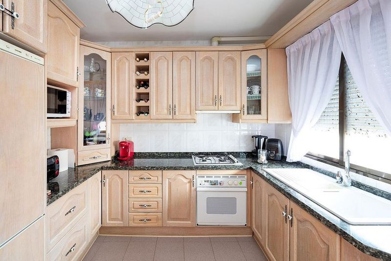 4 غرف نوم منزل في Las Gabias, Spain رقم 222057