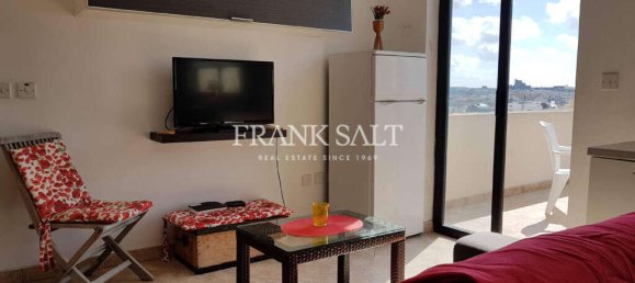 2 bedrooms Penthouse in Gzira, Malta No. 1184 8