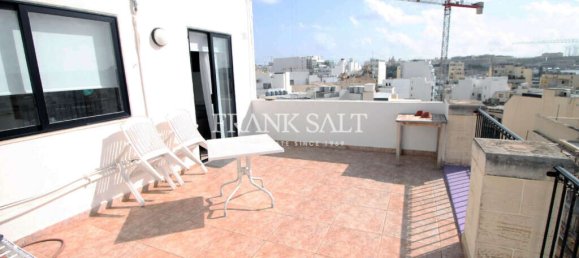 2 bedrooms Penthouse in Gzira, Malta No. 1184 9