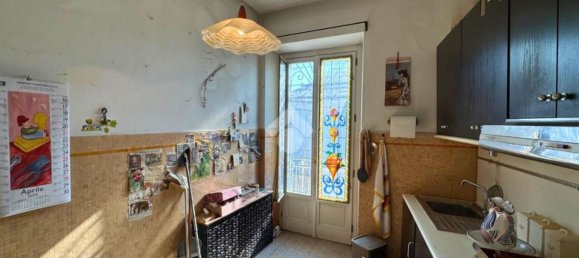 6-salle Appartement à Turin, Italy No. 52389 21