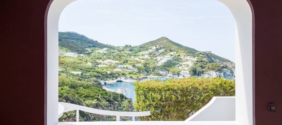 Вилла с 10 комнатами в Понца, Италия № 74161 26