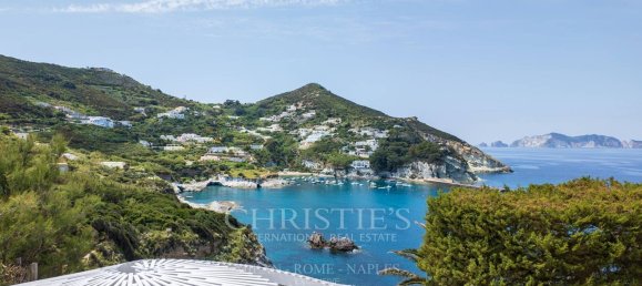 Вилла с 10 комнатами в Понца, Италия № 74161 6