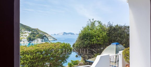 Вилла с 10 комнатами в Понца, Италия № 74161 19