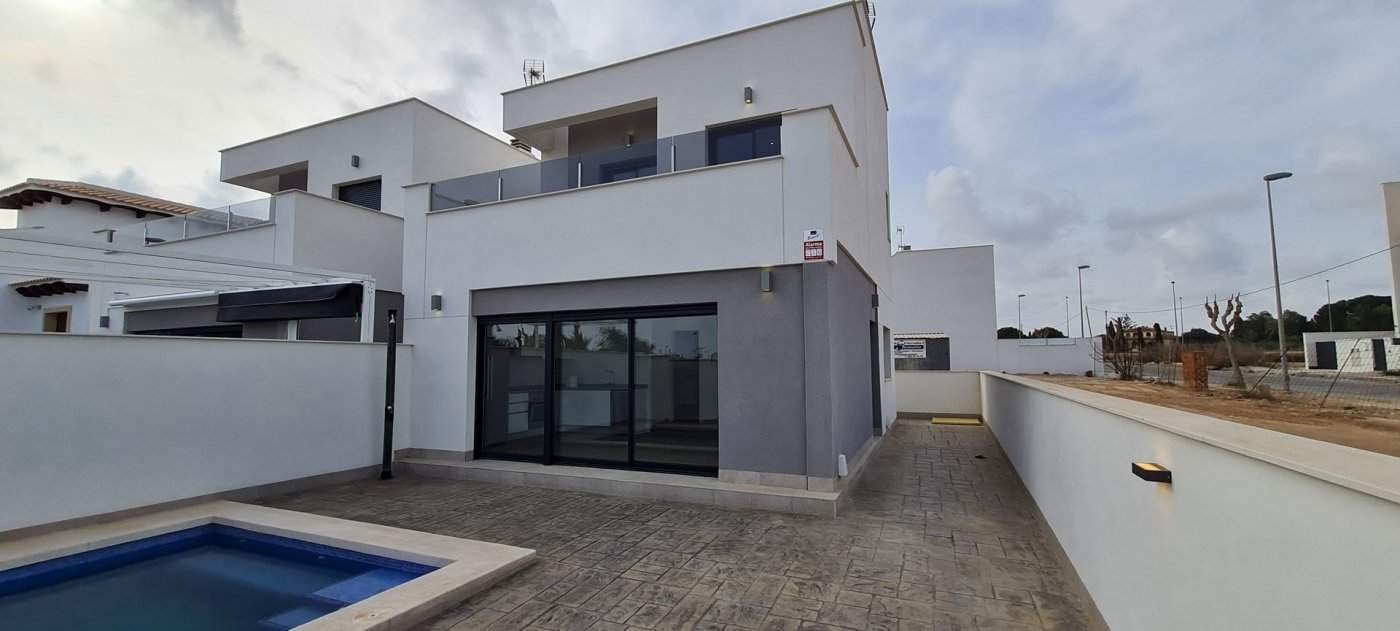 3 bedrooms Villa in Alicante, Spain No. 287056