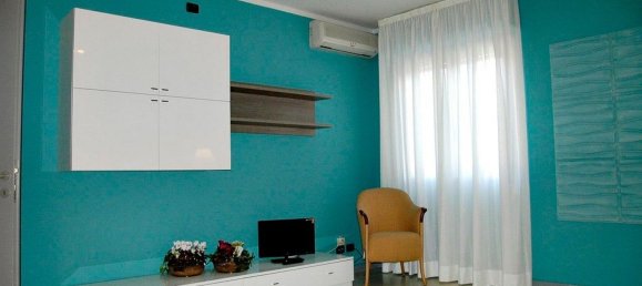 2-salle Appartement à Pietrasanta, Italy No. 46370 9