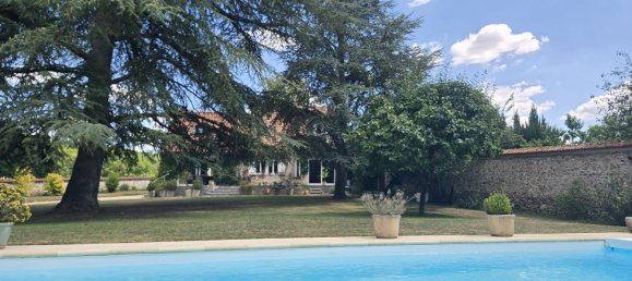 5 Schlafzimmer Schlösser in Saint-Sauveur-sur-Ecole, France, Nr. 281536 3