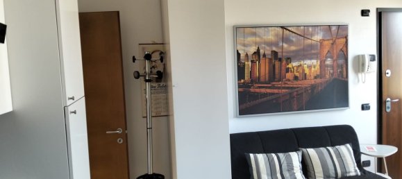 Квартира с 3 комнатами в Виллорба, Италия № 258626 3