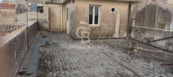 6 bedrooms House in Modica, Italy No. 371213 14