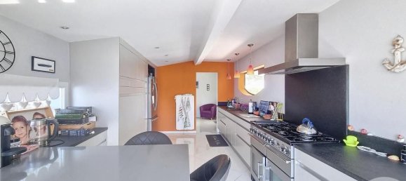 3 bedrooms Villa in La Teste-de-Buch, France No. 299014 6