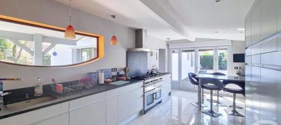 3 bedrooms Villa in La Teste-de-Buch, France No. 299014 5