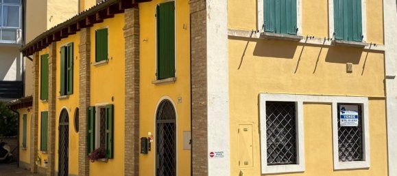 Casa de 4 habitaciónes en San Giovanni in Persiceto, Italy No. 195722 42