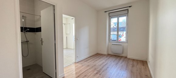1 bedroom Apartment in Ivry-sur-Seine, France No. 162310 6