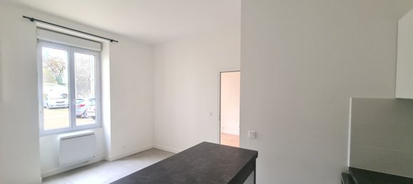 1 bedroom Apartment in Ivry-sur-Seine, France No. 162310 4