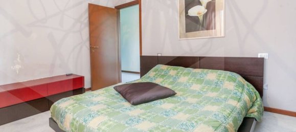 3 rooms Apartment in Milan, Italy No. 241878 18
