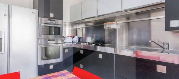 3 rooms Apartment in Milan, Italy No. 241878 13