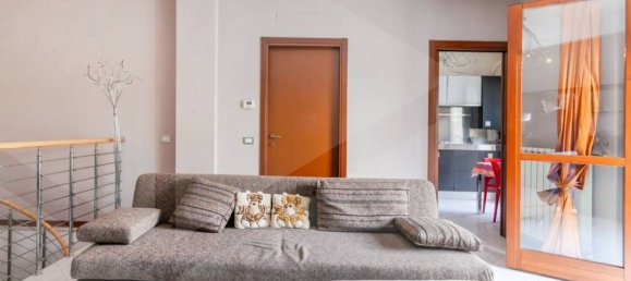 3 rooms Apartment in Milan, Italy No. 241878 6