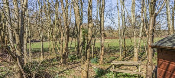 3 غرف نوم منزل في Virginia Water, United Kingdom رقم 8628 49