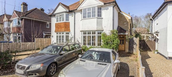 3 غرف نوم منزل في Virginia Water, United Kingdom رقم 8628 36