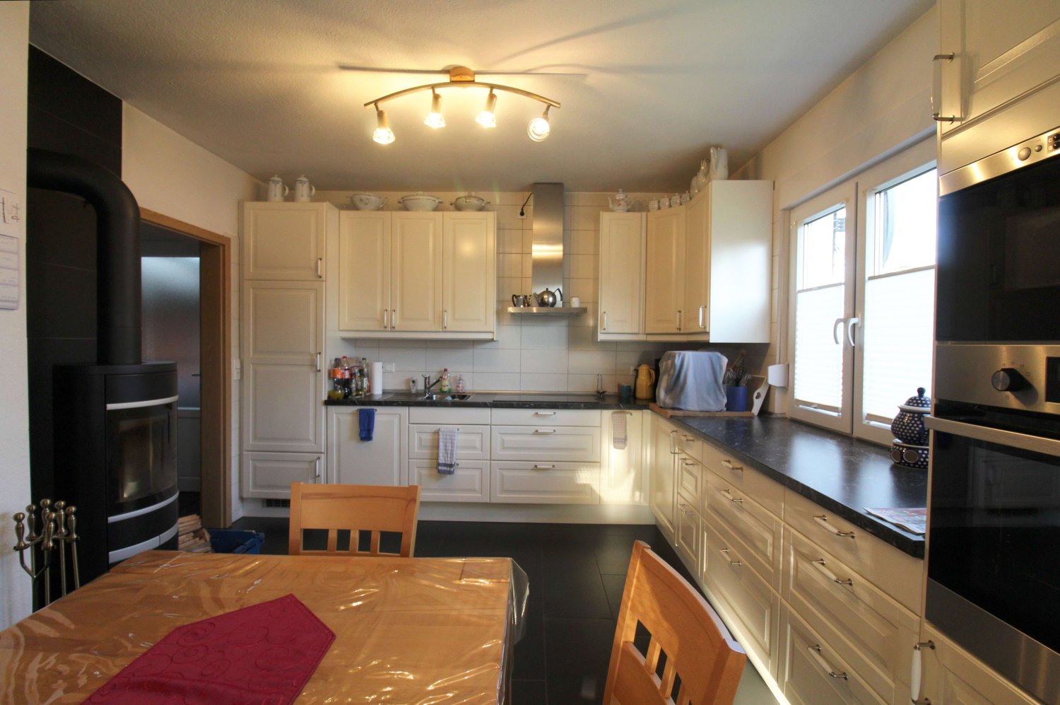 Дом с 4 спальнями в Leer, Германия № 198351