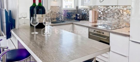 Apartamento de 2 dormitorios en Issy-les-Moulineaux, France No. 315406 9