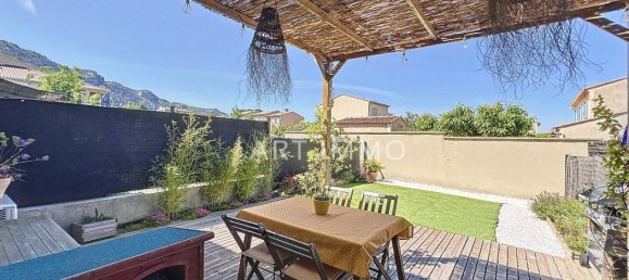 3 bedrooms Villa in Robion, France No. 360951 2