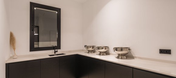 6 bedrooms House in Malaga, Spain No. 49793 41