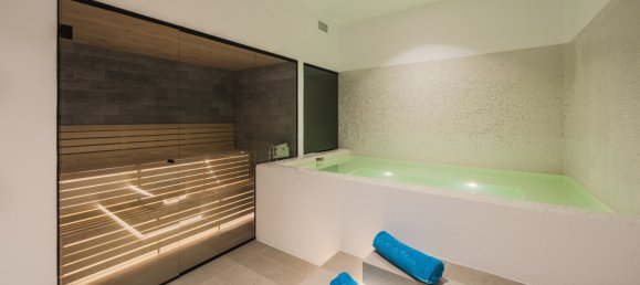 6 bedrooms House in Malaga, Spain No. 49793 9