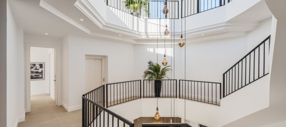 6 bedrooms House in Malaga, Spain No. 49793 35