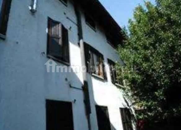 Apartamento de 1 dormitorio en Valbrona, Italy No. 350092