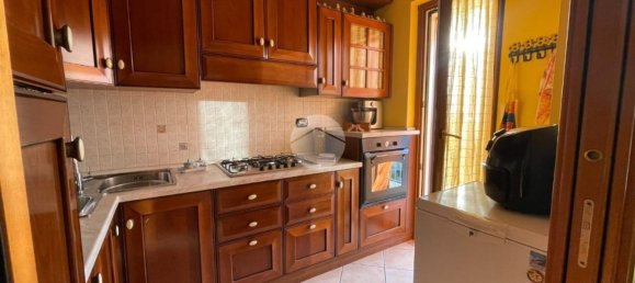 3 rooms Apartment in Poggiomarino, Italy No. 141696 10