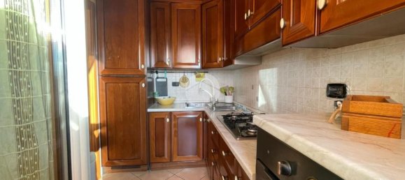 3 rooms Apartment in Poggiomarino, Italy No. 141696 12